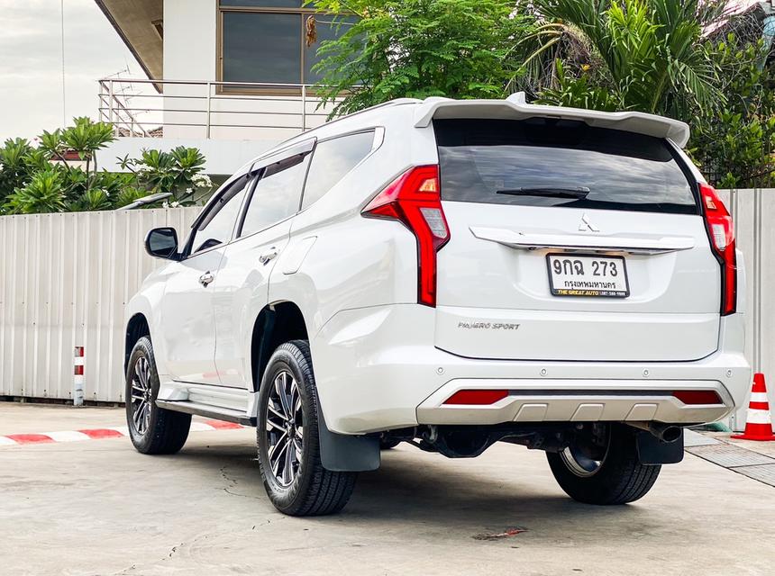 Mitsubishi Pajero Sport MMC 2.4 GT Premium 2WD ดีเซล 2019 รถสวยดูแลดี ไม่เคยมีอุบัติเหตุ 2