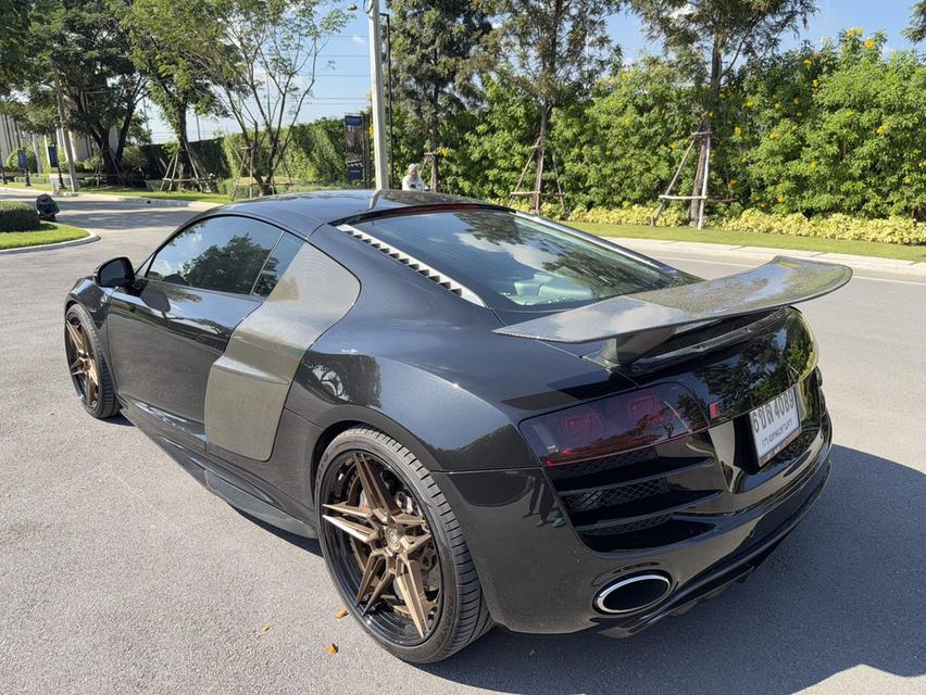Audi R8 V10 FSI ปี 2011 7