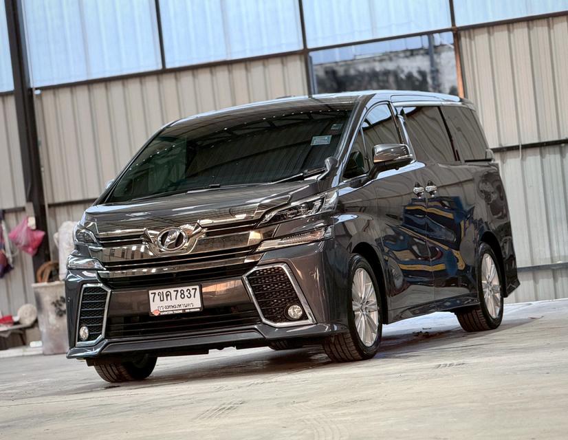 Toyota Vellfire 2.5Z ปี15