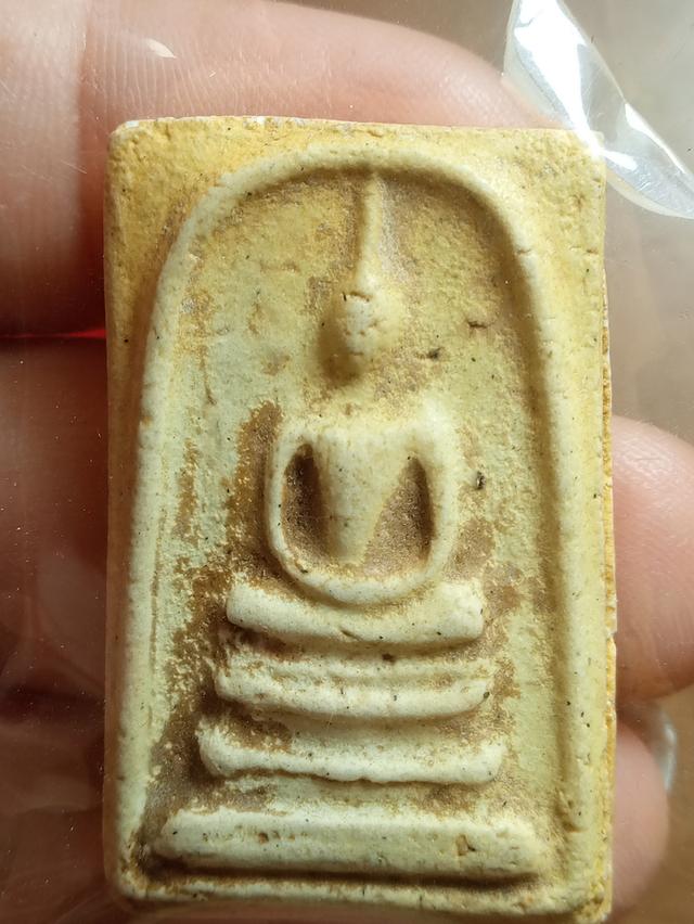 แบ่งปันพระสมเด็จวัดระฆังเก่าเก็บหมดแล้วหมดเลย