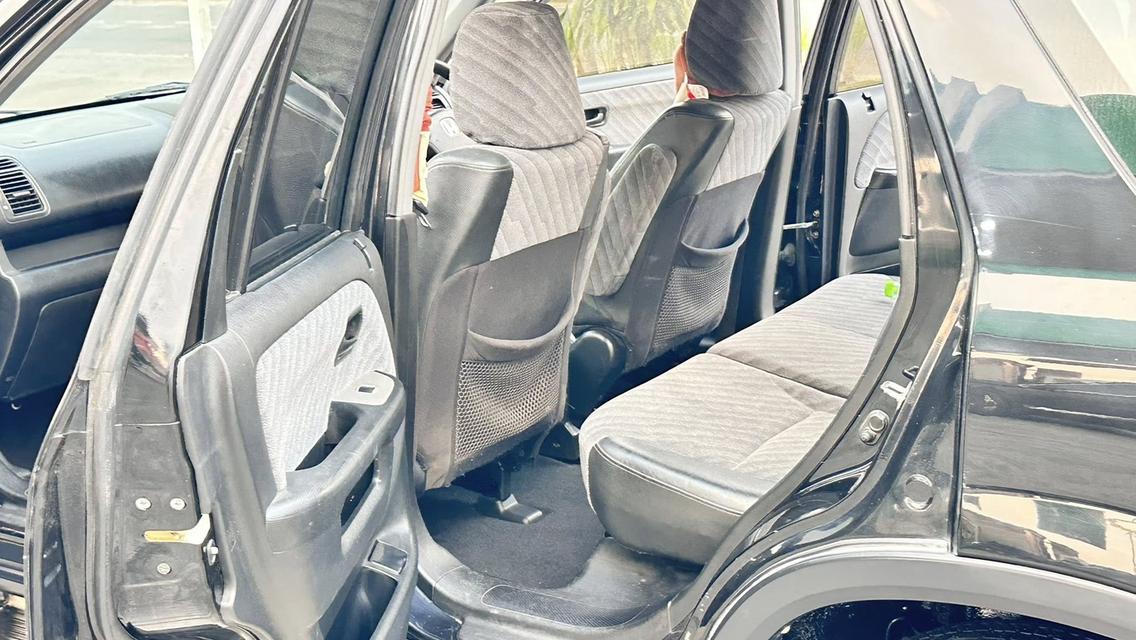 2546 Honda CRV 4 × 4 * รถอเนกประสงค์  * ขาย105000 บาท * หน้าหลังสวยเดิม * เครื่องเสียงจอทัชสกรีน 10 นิ้ว * รถมือเดียวป้ายแดง วิ่งน้อย * รถชื่อบุคลรับป รูปที่ 9