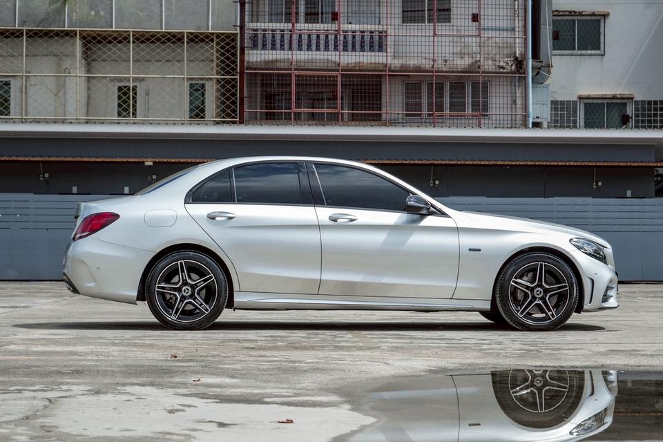 รหัสรถ CBL6226 Mercedes-Benz C300e 2.0 AMG Sport W205 AT 2022