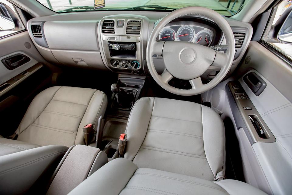 Isuzu D-Max 2.5 SLX Space Cab เกียร์ธรรมดา สีน้ำตาล ปี 2005 15