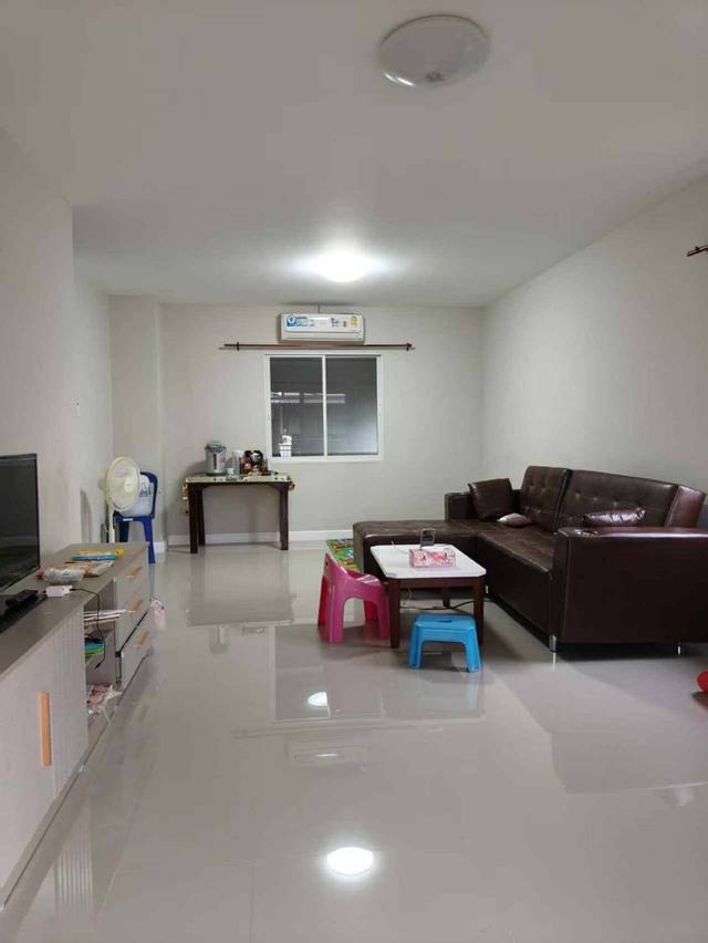 🏡 บ้านเดี่ยวสองชั้นในโครงการ พร้อมคลับเฮ้าส์และสระว่ายน้ำ #สันกำแพง ราคาเพียง 25,000 บาท/เดือน ✨ 清迈独栋别墅出租 3 卧室 3 卫生间 – 租金 25,000 泰铢/月 ✨ 8