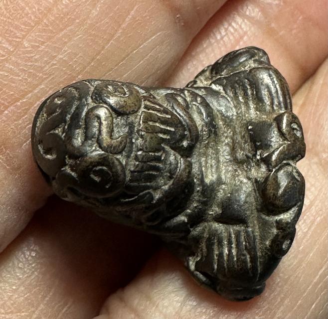 พระปิดตาเนื้อสัมฤทธิ์ ยันต์ยุ่ง พระผ่านการใช้ ไม่ทราบที่ รูปที่ 5