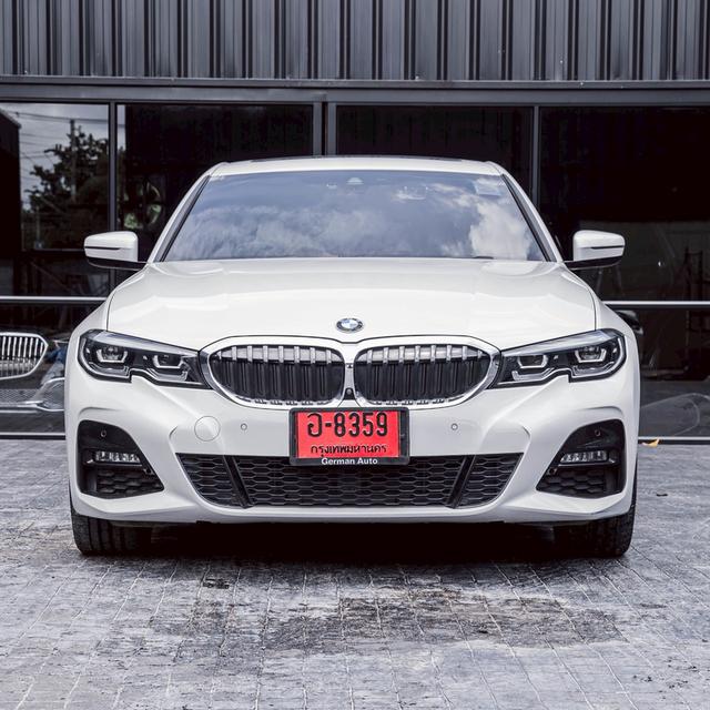 รหัสรถ 67GG2435 BMW 330e g20 MSport ปี 2021