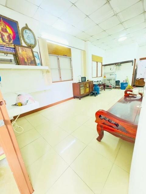 BTS วุฒากาศ 750 ม. บ้านเดี่ยวชั้นเดียว ภาษีเจริญ 2 นอน จัดเต็มเฟอร์ฯ 40 ตร.ม. ม.สยาม 1.6 กม. เดอะมอลล์ ท่าพระ 1.3 กม. ตล 6