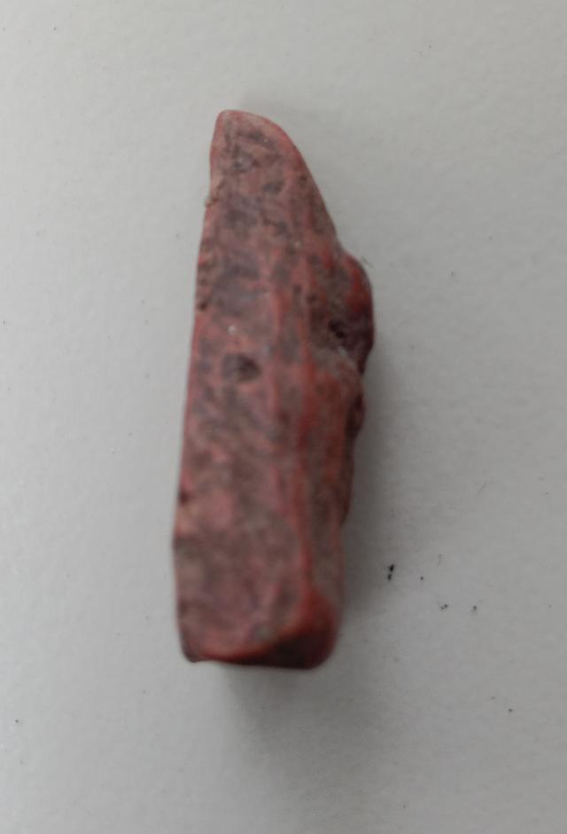 สมเด็จนางพญา พิมพ์เข่าตรง