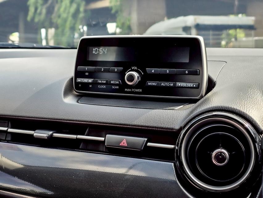 รหัสรถ CBLX9363 🌟 Mazda2 SkyActiv 1.3 HIGH Sport ปี 2015 🌟 10