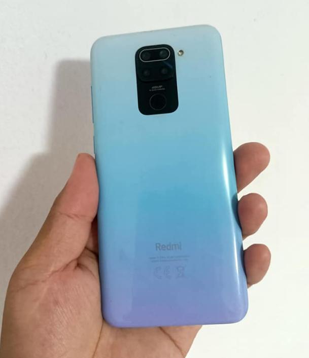 ขายด่วน Redmi Note 9 สีฟ้า