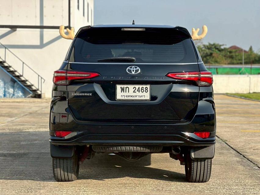 Toyota Fortuner 2.4 Legender 2WD ปี 2021 5