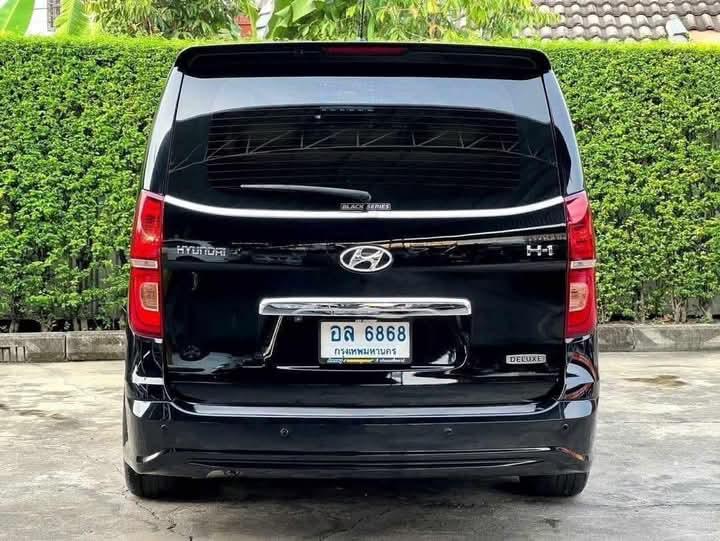 ขายด่วน HYUNDAI H-1 2