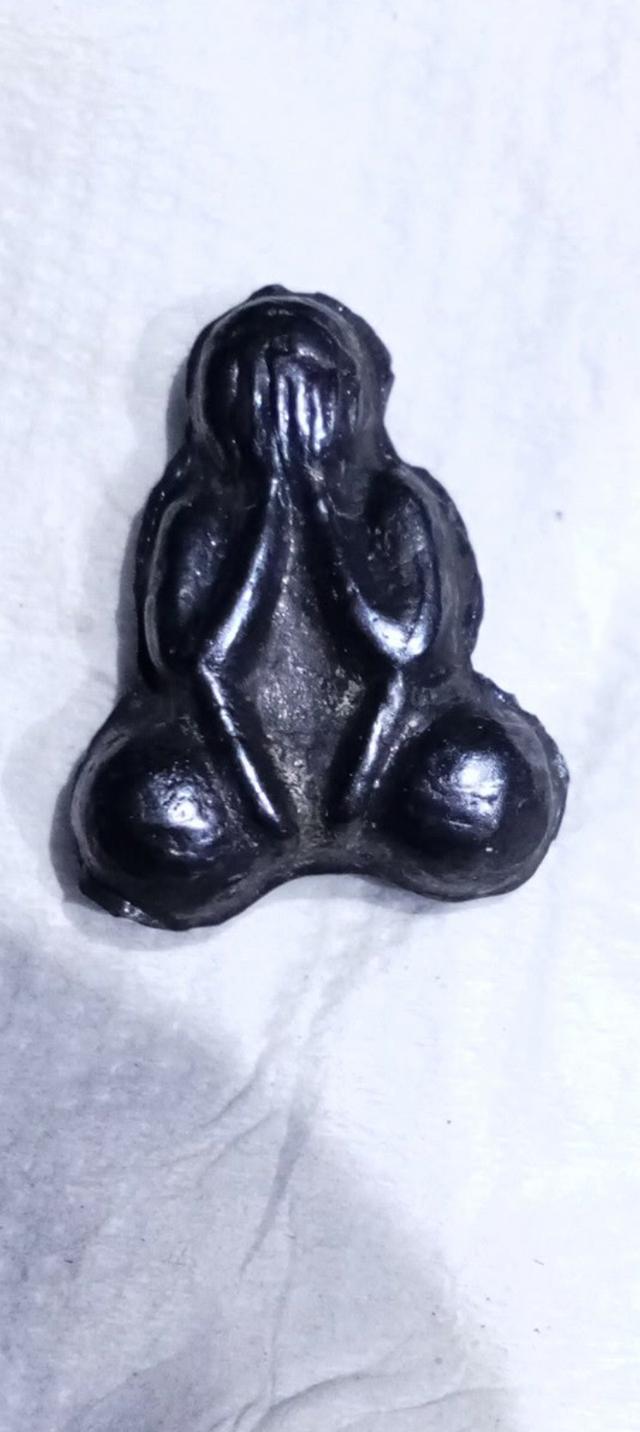 พระปิดตาสองหน้าหลวงพ่อเดิม รูปย่อยที่ 2