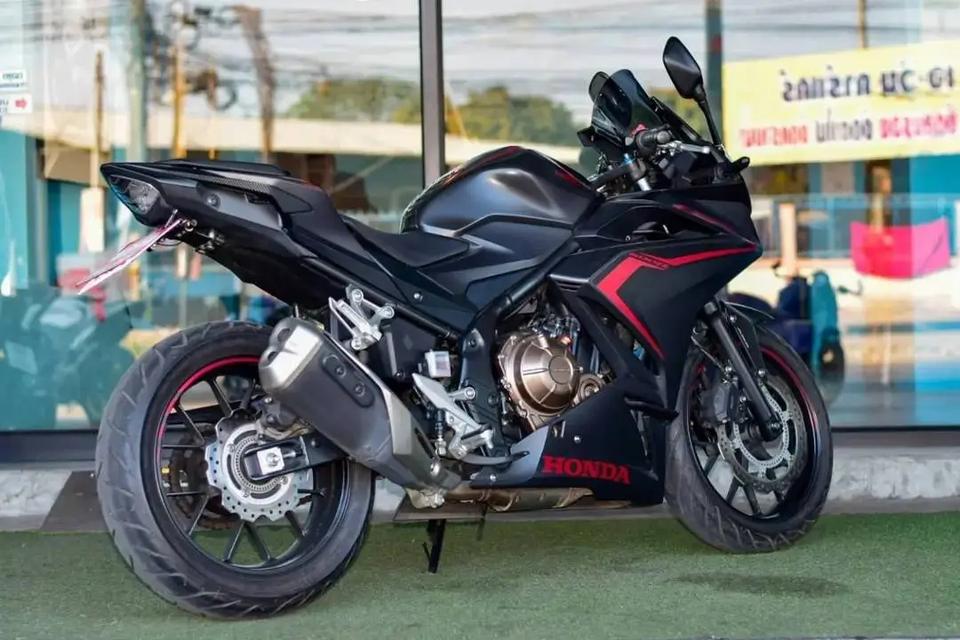 Honda CBR500R 7