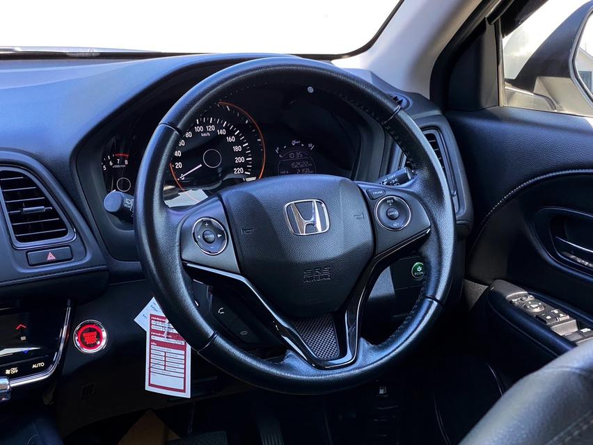 Honda HRV 1.8E (Minor Change) 13