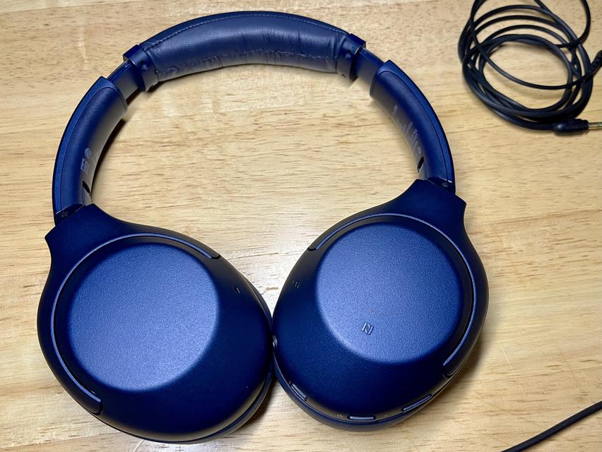 Sony WH-XB900N