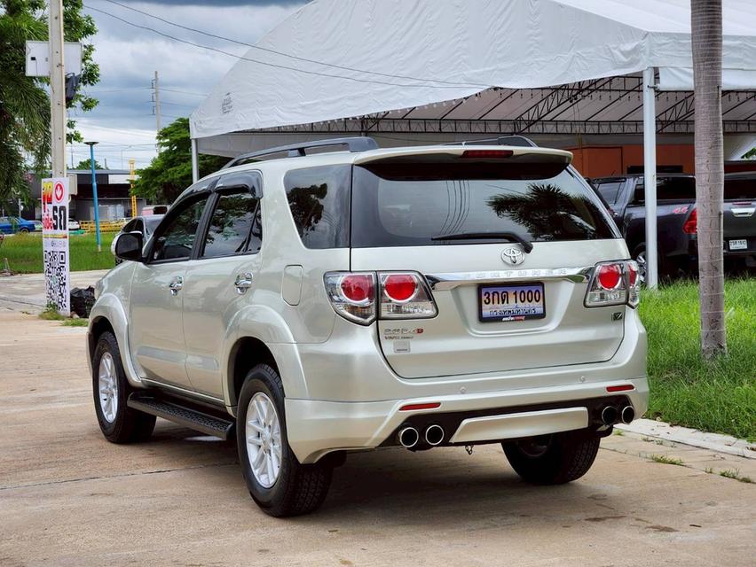 ขาย Toyota Fortuner 2.5V ปี13 5