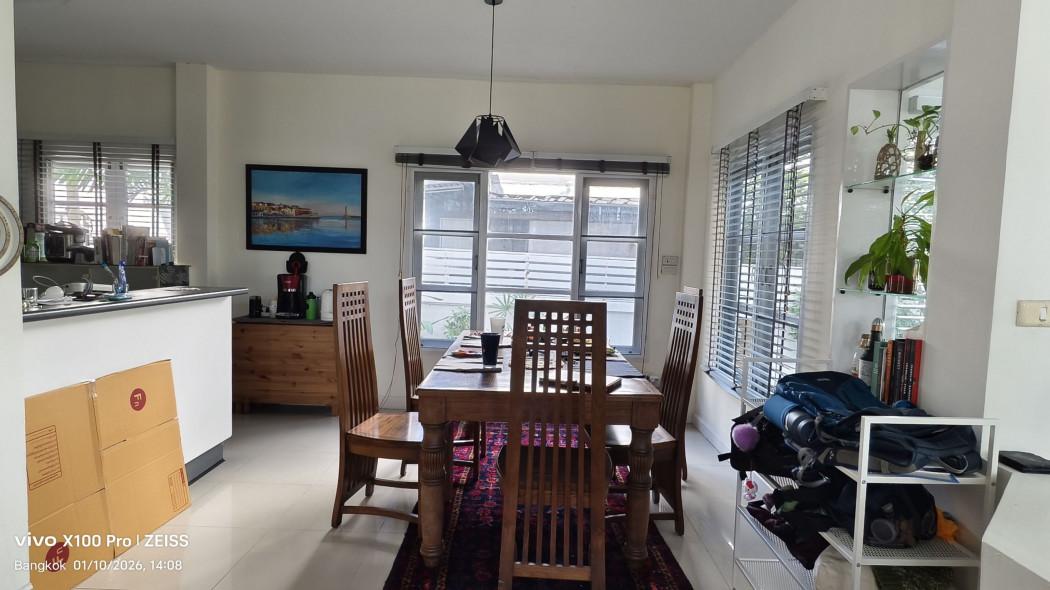 ขายบ้านเดี่ยว หมู่บ้านเพอร์เฟคเพลส รามคำแหง โซนโคโลเนี่ยล 2 ชั้น หลังมุม 3 ห้องนอน 3 ห้องน้ำ 200 ตร.ม 4