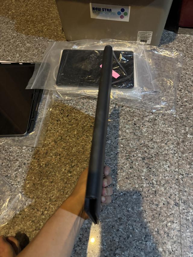 มาอีกแล้วที่ถามหากันขาย Magic KeyBoard iPadPro12.9 ของแท้ ( ตัวใหม่แล้ว2กล้องมือ1สูนขาย12490 บาท ) สภาพไร้รอยตกใดๆคับใช้งานดีทุกๆฟังชั่น ขายราคา 5990 6