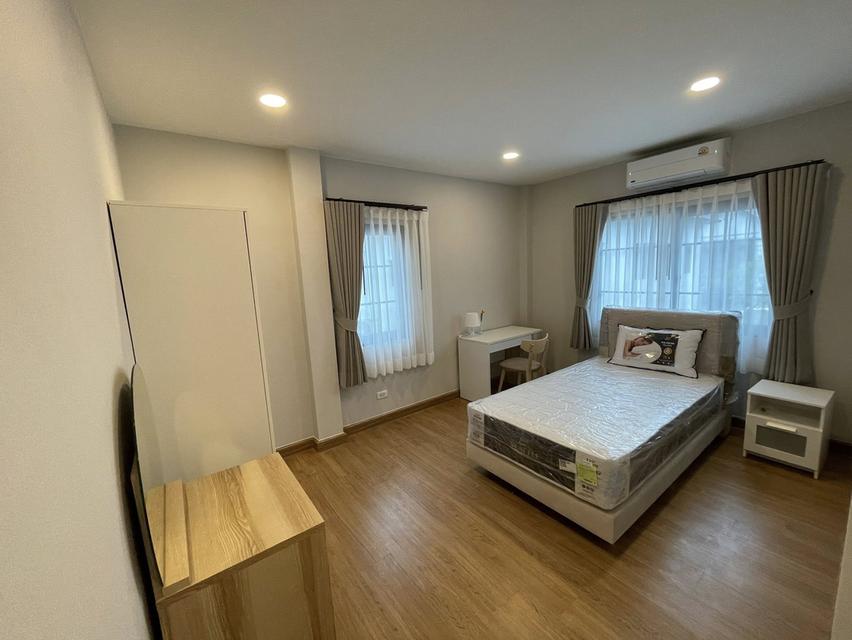 U1432 ให้เช่าบ้านเดี่ยว 2 ชั้น โครงการ เซนโทร บางนา  Centro Bangna บ้านพร้อมเฟอร์ครบ ทำเลดีเดินทางสะดวกเข้าออกได้หลายทาง 8