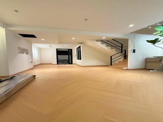 ขายทาวน์โฮม ซอยลาดพร้าว 41 ดีไซน์ Modern Minimal 14