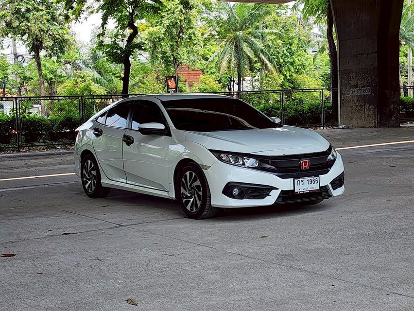 Honda Civic 1.8EL ปี 2018 3