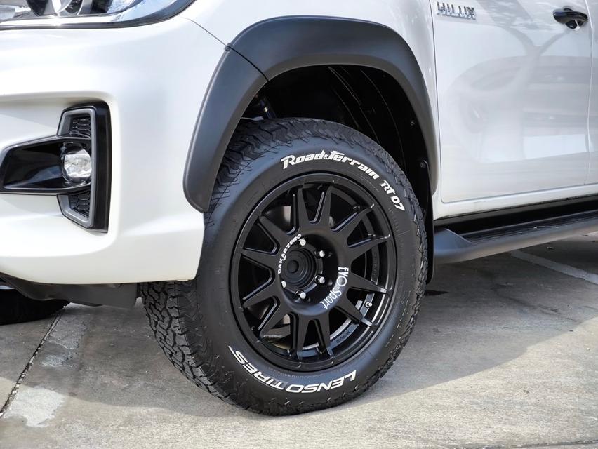 Toyota Revo 2.4 Rocco 2020 6