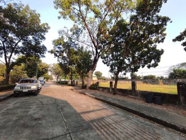 พื้นที่ดิน ที่ดินหมู่บ้านเปล่า รามอินทรา ม.ปัญญาอินทราเฟส 9 พื้นที่ = 513 sq.wa ไม่ไกลจาก Fashion Island, สนามกอล์ฟปัญญา