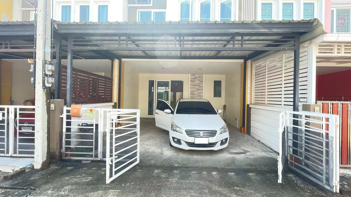 บ้าน 2 ชั้น หมู่บ้านโกลเด้นทาวน์ พระราม 2 สมุทรสาคร 4ห้องนอน 3ห้องน้ำ 2จอดรถ ต่อเติมครัวและหน้าบ้าน 15