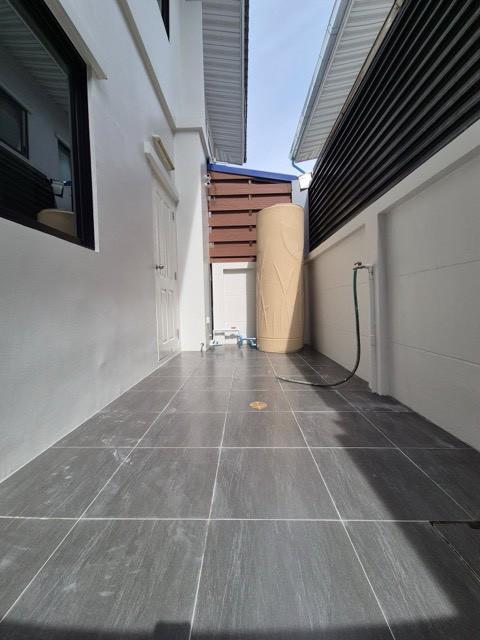 ขายทาวน์เฮาส์ 2 ชั้น รีโนเวทใหม่ พร้อมอยู่ โครงการโมดิวิลล่า บางบัวทอง ใกล้ตลาดสมบัติบุรี 10