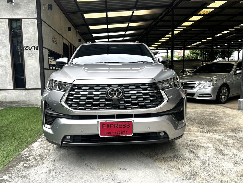 2023 TOYOTA INNOVA ZENIX 2.0 HEV PREMIUM ไมล์น้อย