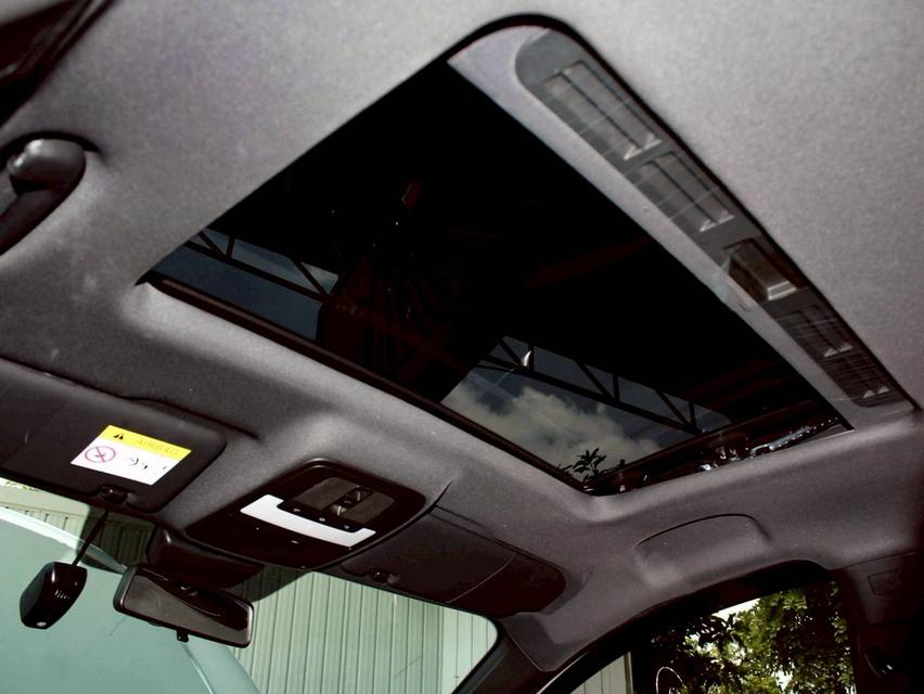 MG 5, 1.5 D+ sunroof ปี 2023 โฉม ปี21-ปัจจุบัน  16