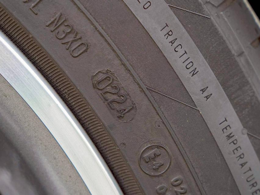 Mercedes-Benz GLS 350D 4MATIC ปี 2016 10