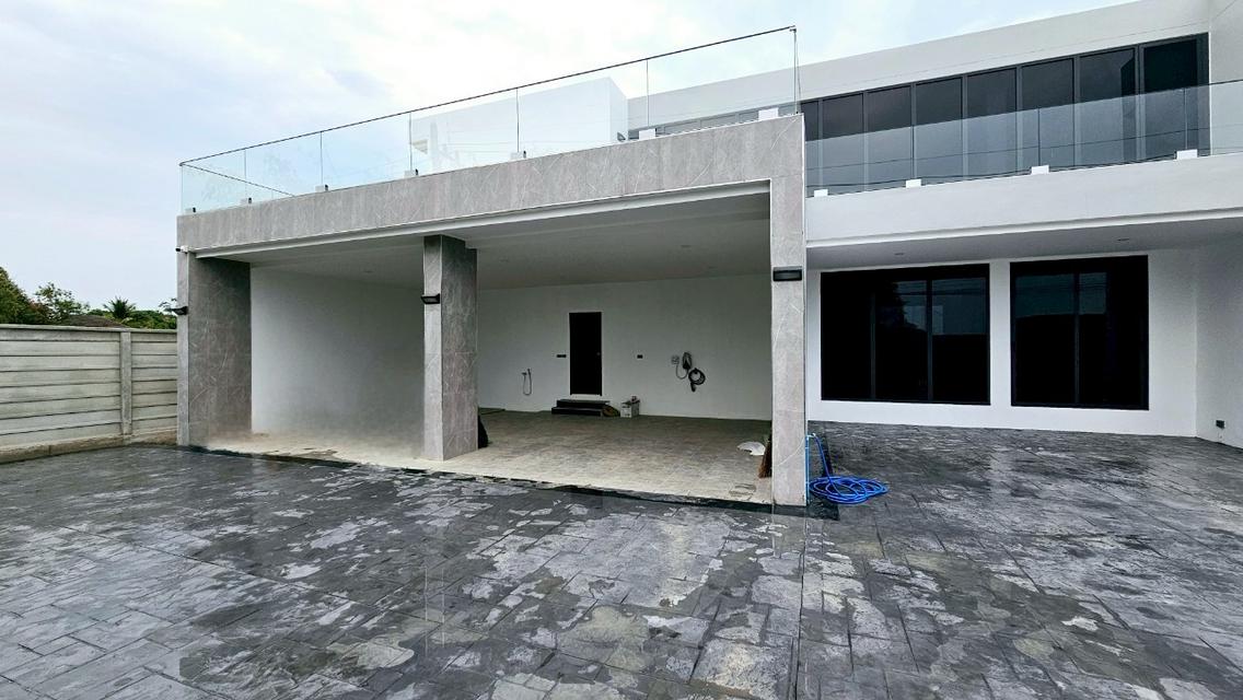 ขายบ้าน โมเดิล pool เชียงใหม่ 2
