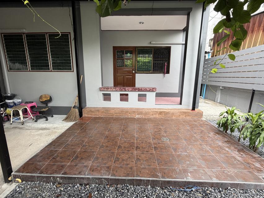 ขายบ้านแฝด รีโนเวทใหม่ พร้อมอยู่ หมู่บ้านวโรชา โครงการ 5  13