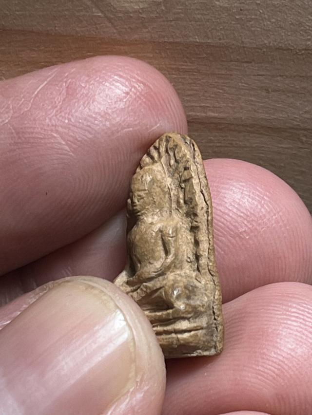 พระรอด เก่ากุมหาวัน จ.ลำพูน รูปที่ 3