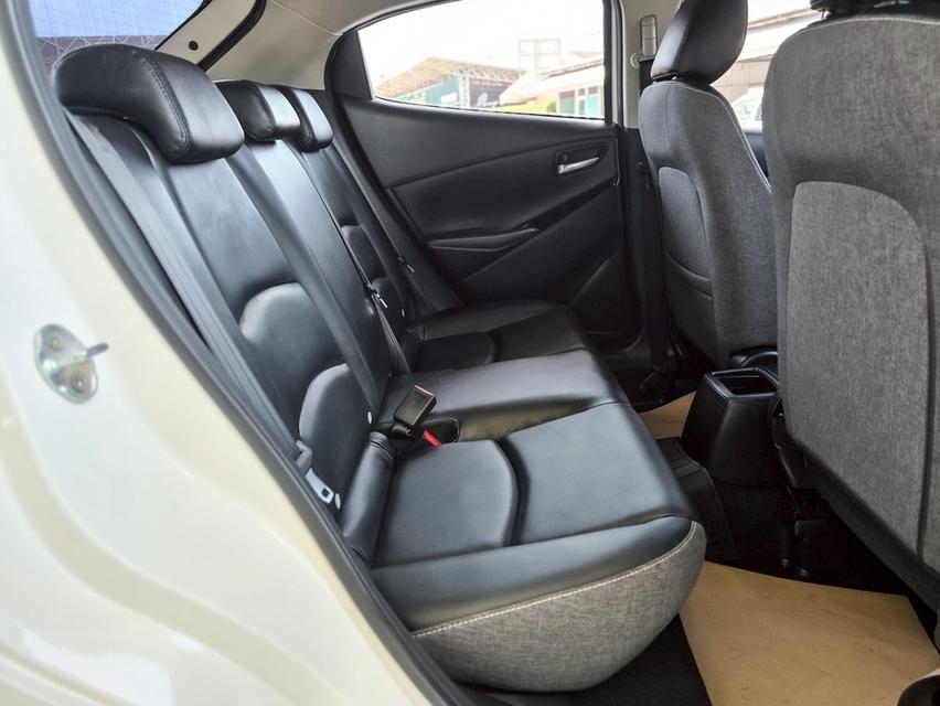 รหัสรถ CBLX3013 ✨ MAZDA2 1.3S Sport ปี 2023 (จดปี 2025) โฉมไมเนอร์เชนจ์ รูปที่ 12