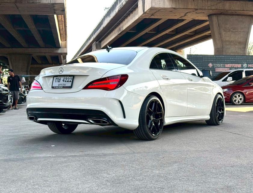 ขายรถ Benz CLA 250 AMG Facelift W117 ปี 2018 สีขาว เกียร์ออโต้ รูปที่ 4