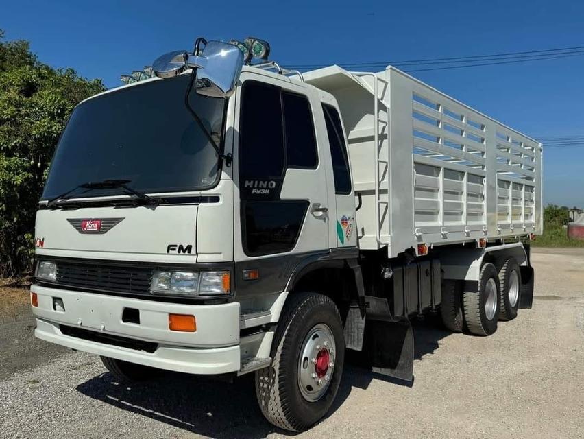 Hino รถบรรทุก 10 ล้อ 2 เพลา มือ 2 4