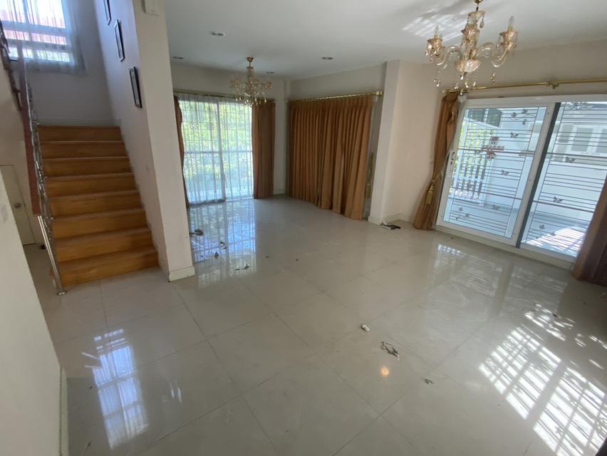 ขายบ้านเดี่ยว พร้อมอยู่ 2 ชั้น 77 ตรว. ไลฟ์บางกอกบูเลอวาร์ด ติดถนนใหญ่รามอินทรา 9