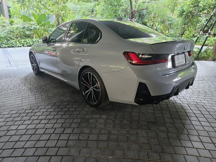 2024 BMW 330e plug-in hybrid วิ่งน้อย 14,000 กม. มือเดียว สภาพใหม่ รถสวยมาก เจ้าของขายเอง 8