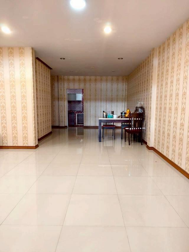 ขายบ้าน 2 ชั้น หมู่บ้านไทยสมบูรณ์3 คลอง3 ใกล้ตลาดไทยสมบูรณ์ 6