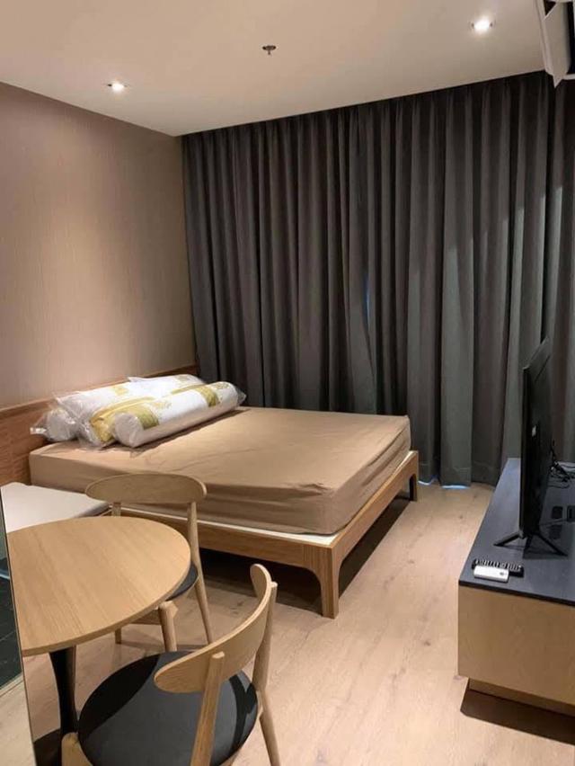ขายคอนโด Park Origin Phrom Phong (พาร์ค ออริจิ้น พร้อมพงษ์) 26 ตรม. 1 นอน 1 น้ำ ชั้นที่ 5 พร้อมเฟอร์นิเจอร์