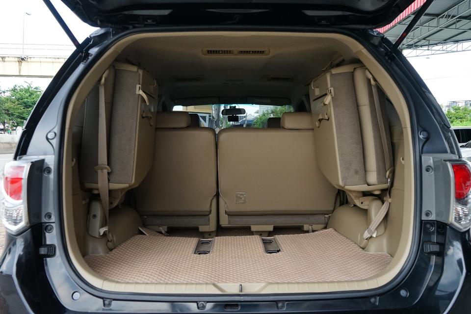 2012 TOYOTA FORTUNER 2.7V 7