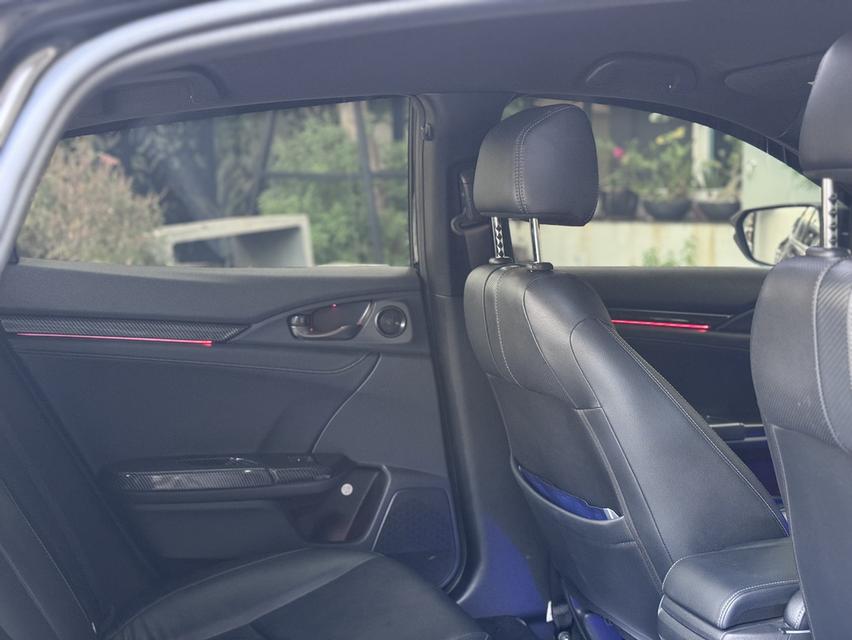 HONDA CIVIC FK 1.5 TURBO 2019 มือเดียวป้ายเเดงสีเดิมทั้งคัน 12