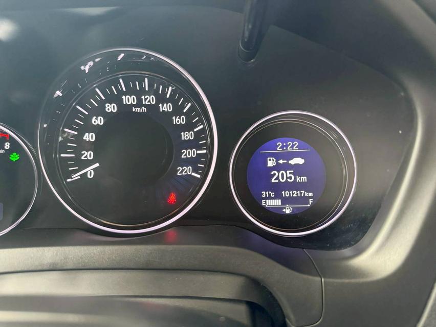Honda HRV 1.8RS ปี21 8