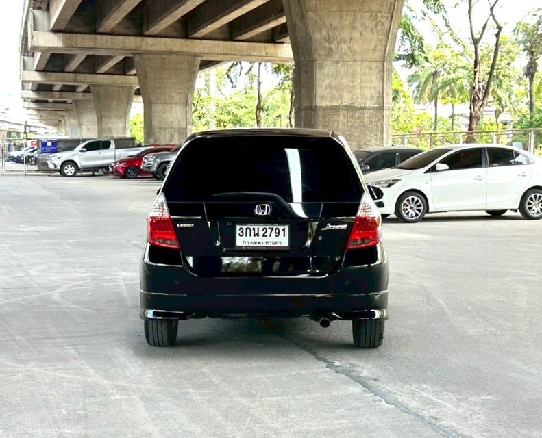 2006 Honda JAZZ 1.5 i-DSi รถสวยจัด สภาพเยี่ยม รูปที่ 5