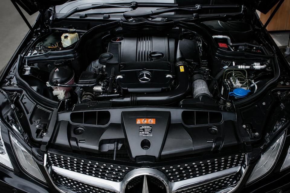 รหัสรถ CBL8015  Mercedes-Benz E200 1.8 W207 AMG CGI Coupe 2011 รูปที่ 8