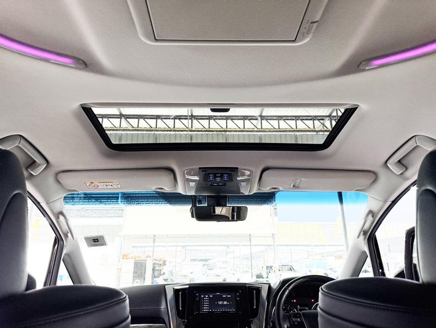  Toyota Vellfire 2.5 CVT (ปี 2019) Wagon AT 8