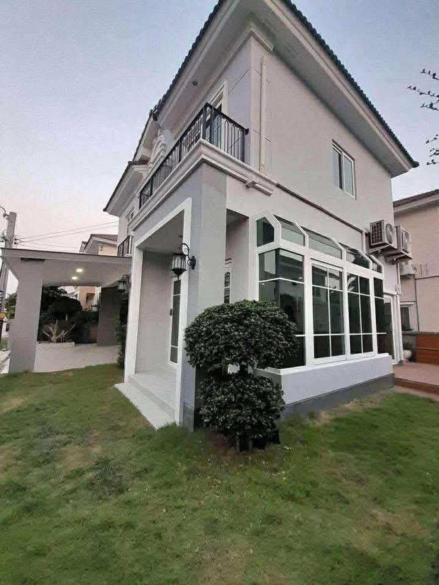 ให้เช่าบ้านเดี่ยวหลังริม แกรนดิโอ วงแหวน–รามอินทรา บ้านทิศเหนือ พื้นที่ 51 ตรว. 4 ห้องนอน 3 ห้องน้ำ บรรยากาศเงียบสงบ เหมาะอยู่อาศัยทั้งครอบครัว 2